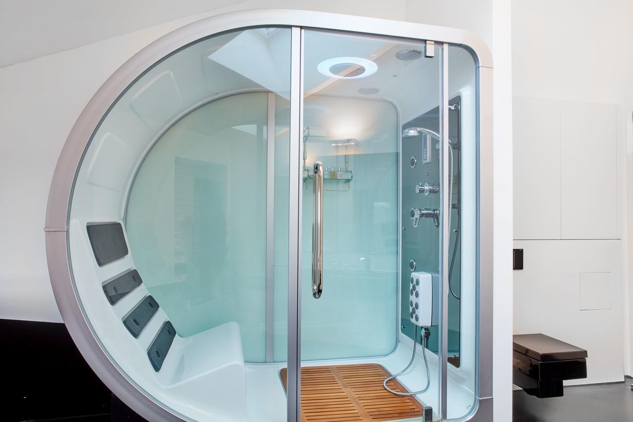 Suite.030 Futuristic Loft In Former Water Tower *